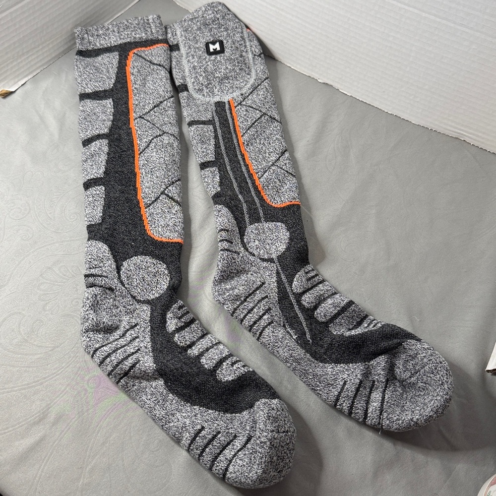 Rechargeable Heated Socks Unisex Gray Black Padded Heel and Toe Hunting Fishing